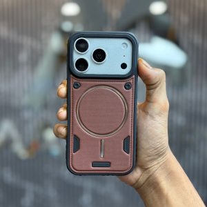 Defender Leather Magsafe working